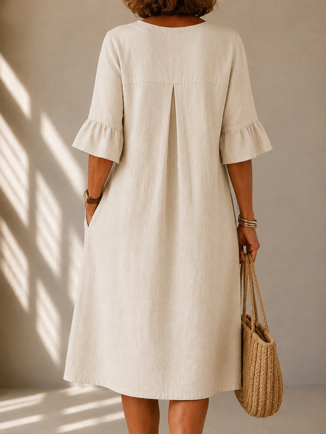 Buttoned Dress with Pleat Charlotte