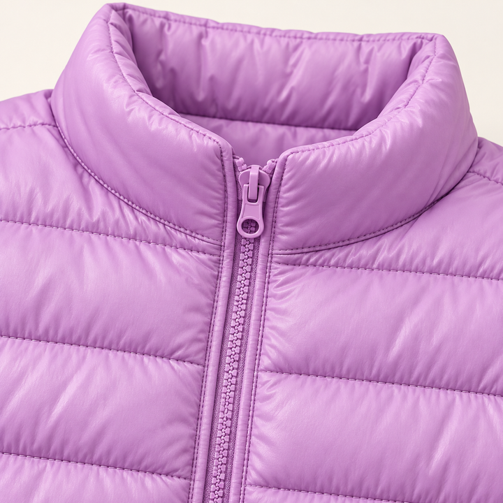 Ulla transitional padded jacket in Lilac, close-up of stand collar, zip and quilting